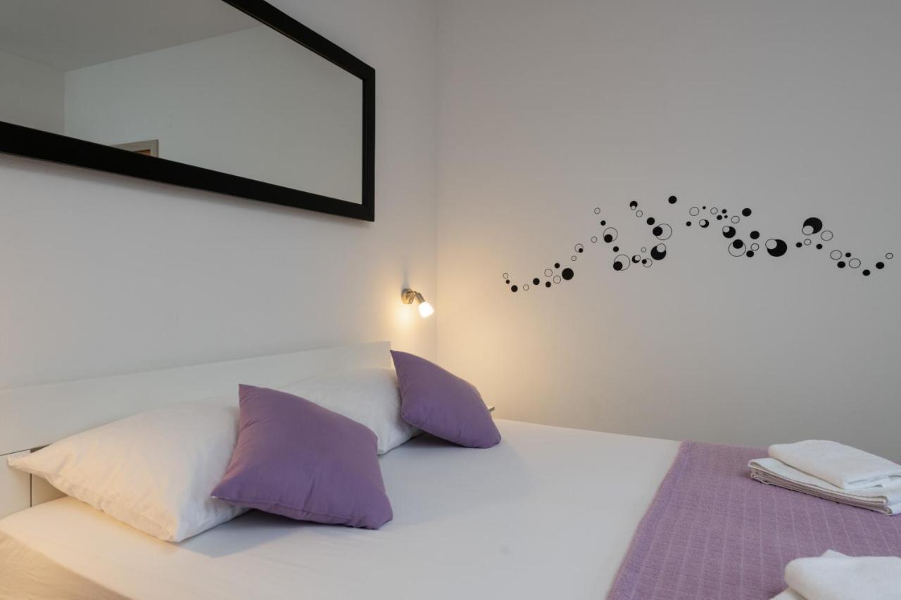 Apartments Greta & Ivona بولا المظهر الخارجي الصورة