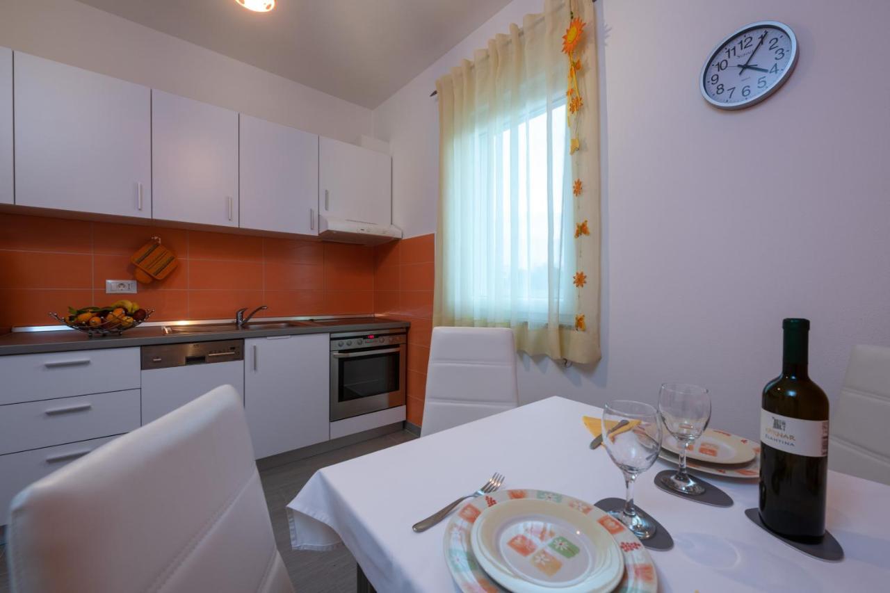 Apartments Greta & Ivona بولا المظهر الخارجي الصورة