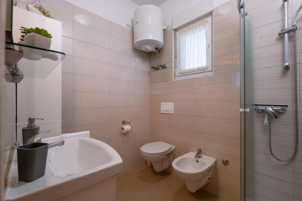 Apartments Greta & Ivona بولا المظهر الخارجي الصورة